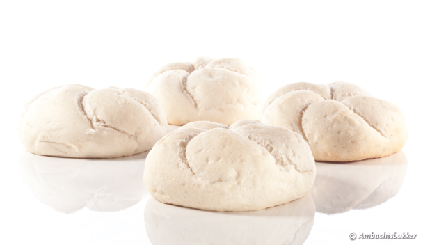 Half afgebakken Kaiserbroodje